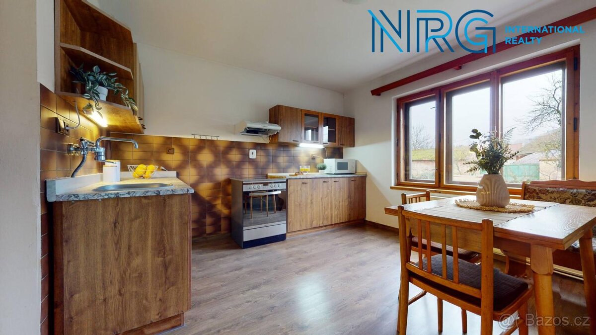 Prodej rodinného domu 3+1, pozemek 937 m2, Grunta - 6