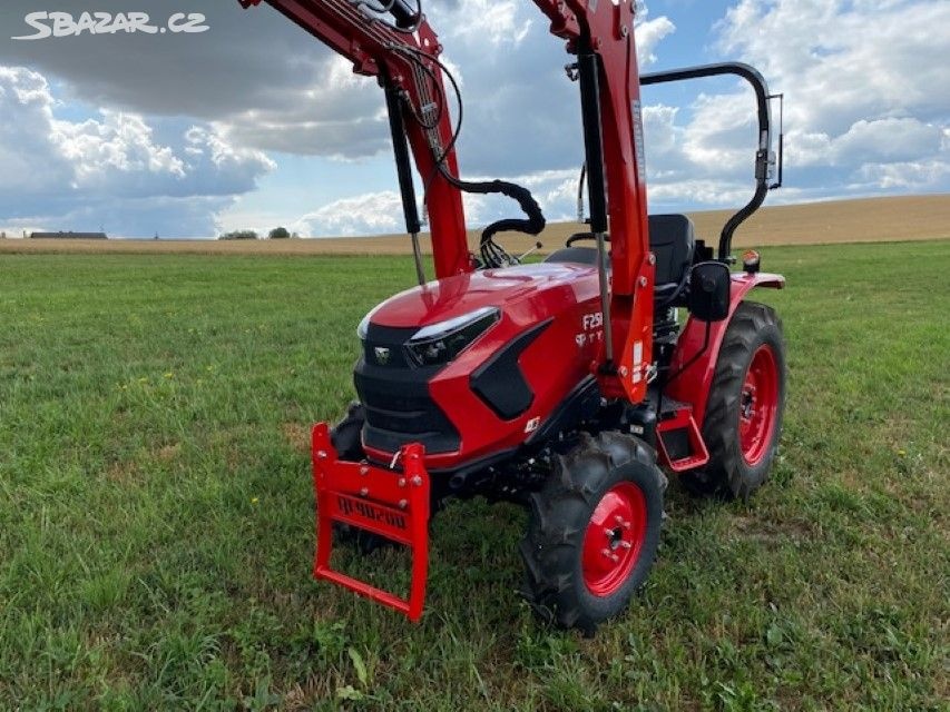 Malotraktor TYM F25 s čelním nakladačem korejský - 6