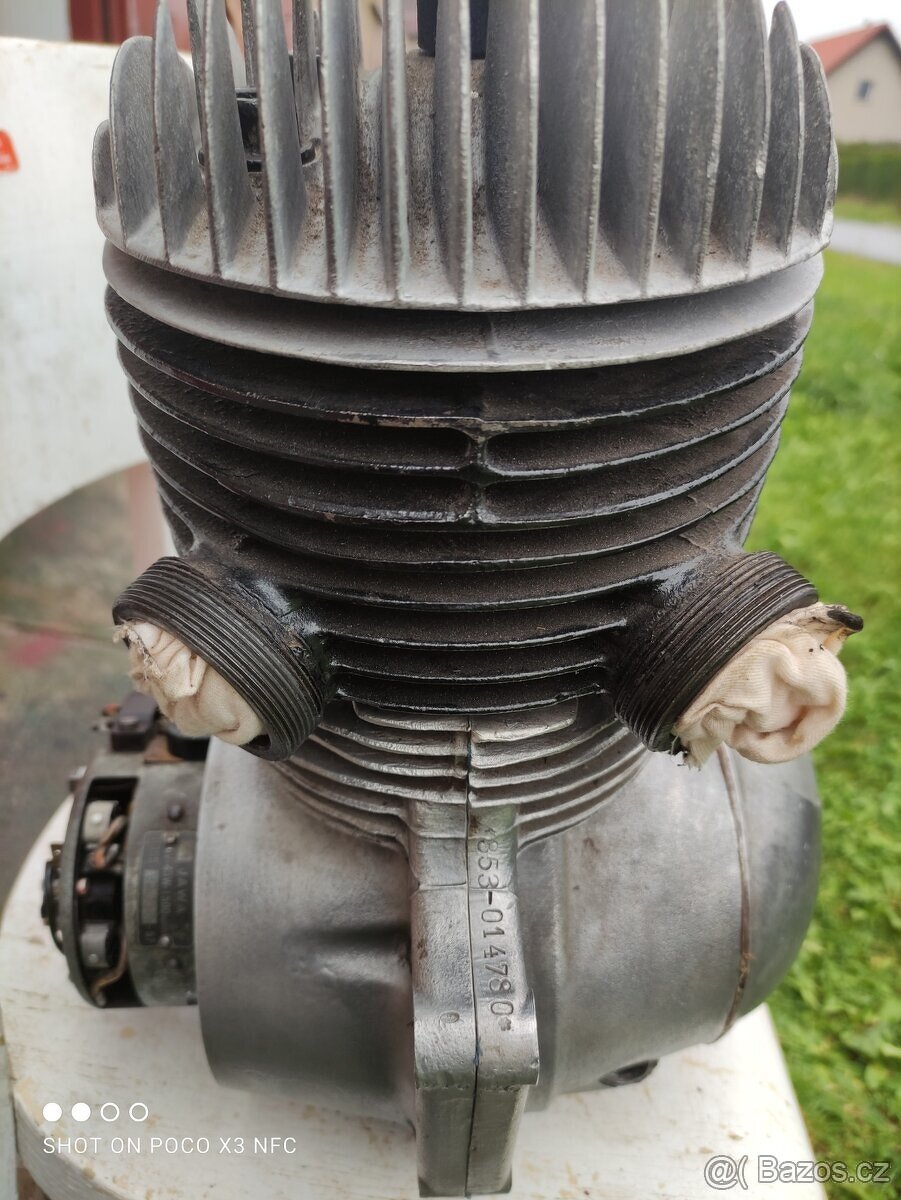 JAWA 250/353 - půlbuben - motor (bez karburátorru) - 6
