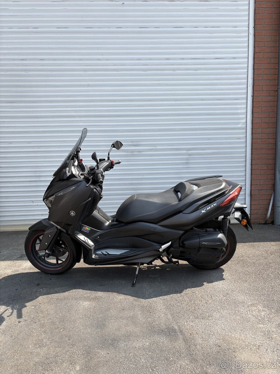 Yamaha xmax 125 - 6