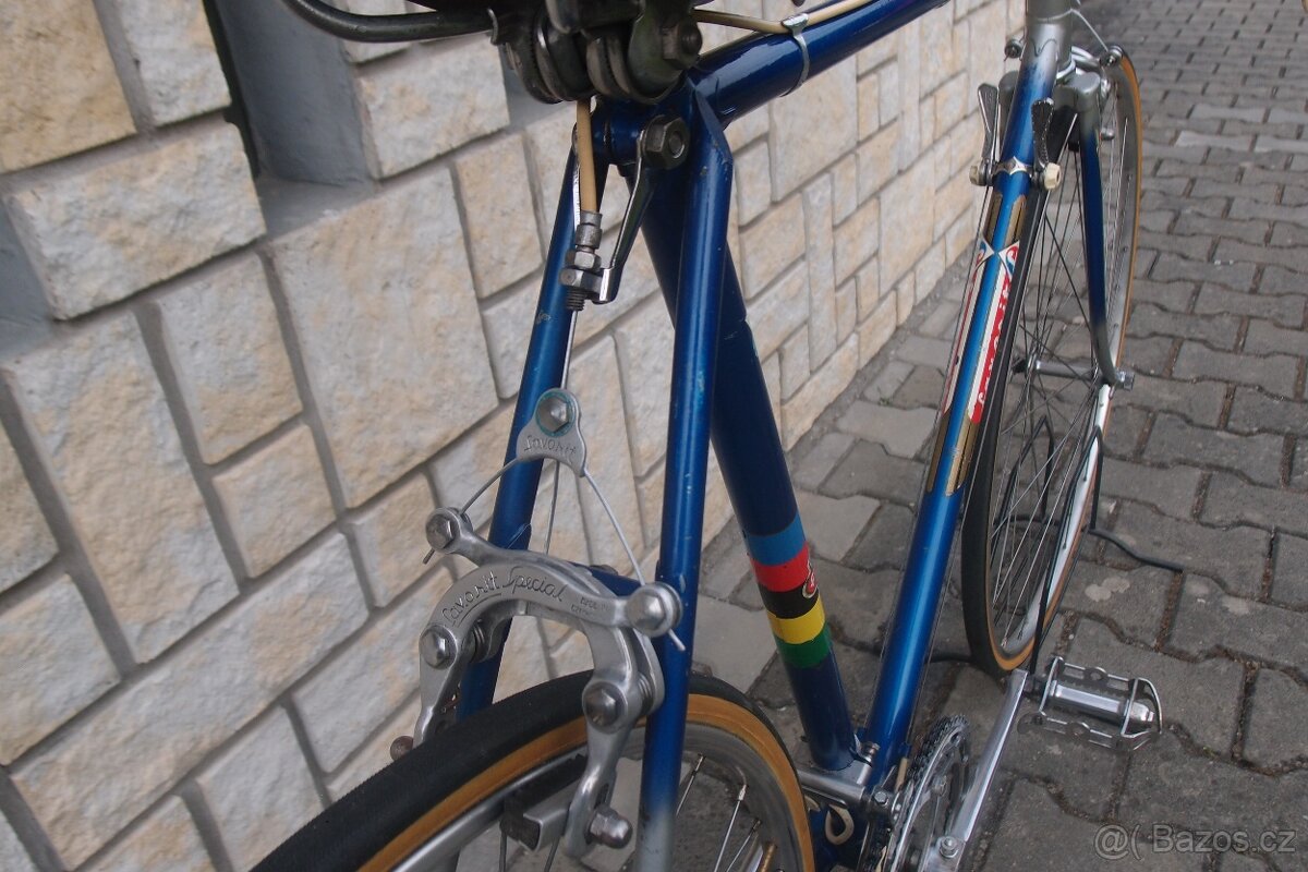 Kolo Favorit model F-12 r.v. 1967 - 6