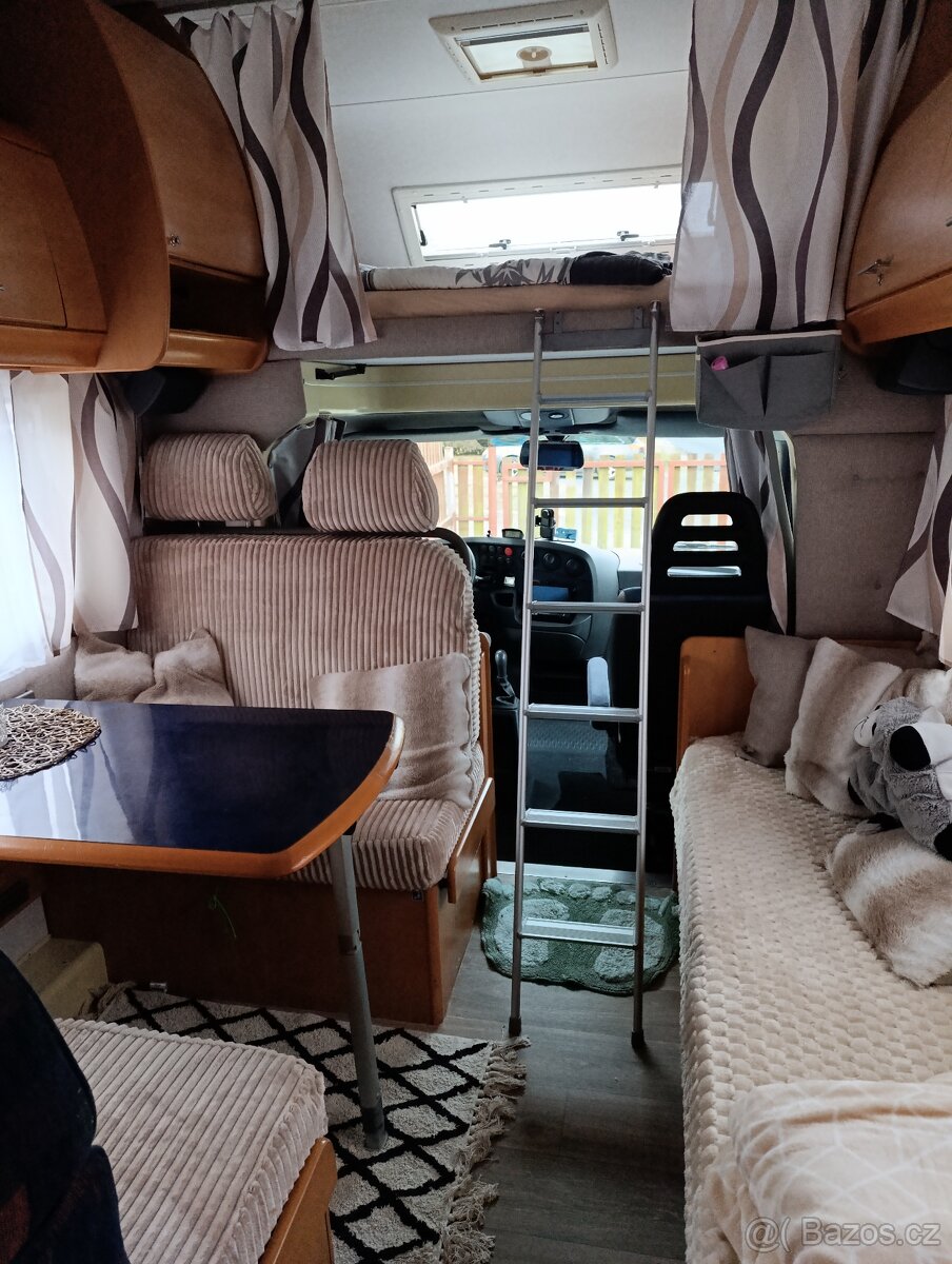 Obytny vůz Iveco Daily 2,8 TD - 6