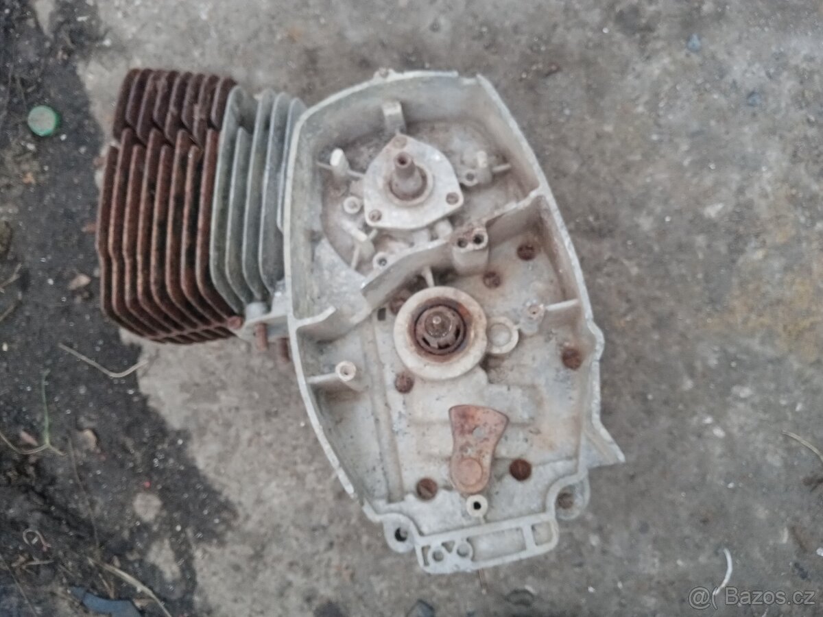 Prodám část motoru ČZ 175 - 6
