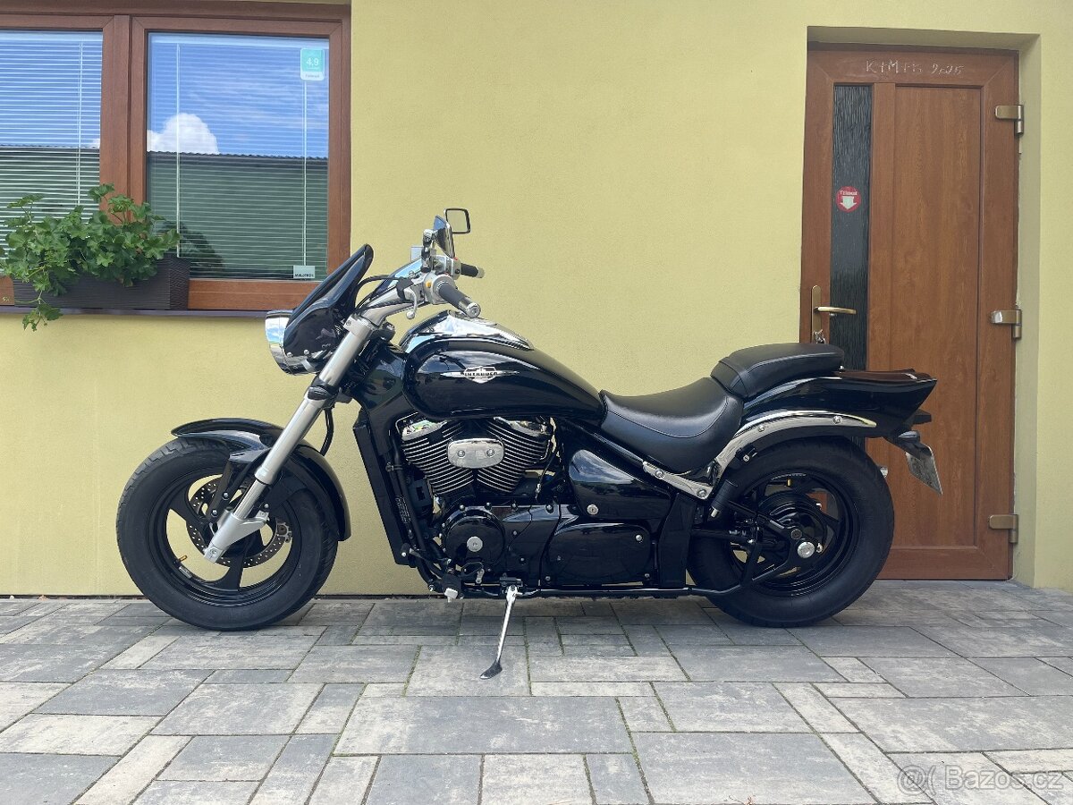 Suzuki M 800 Intruder - 6