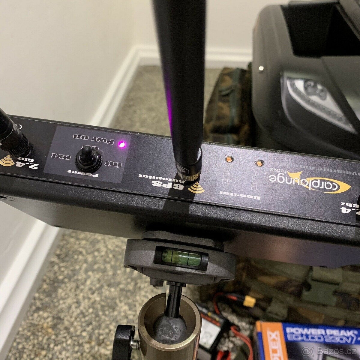 Carplounge RT4 návnadový člun s GPS autopilotem Raymarine vš - 6