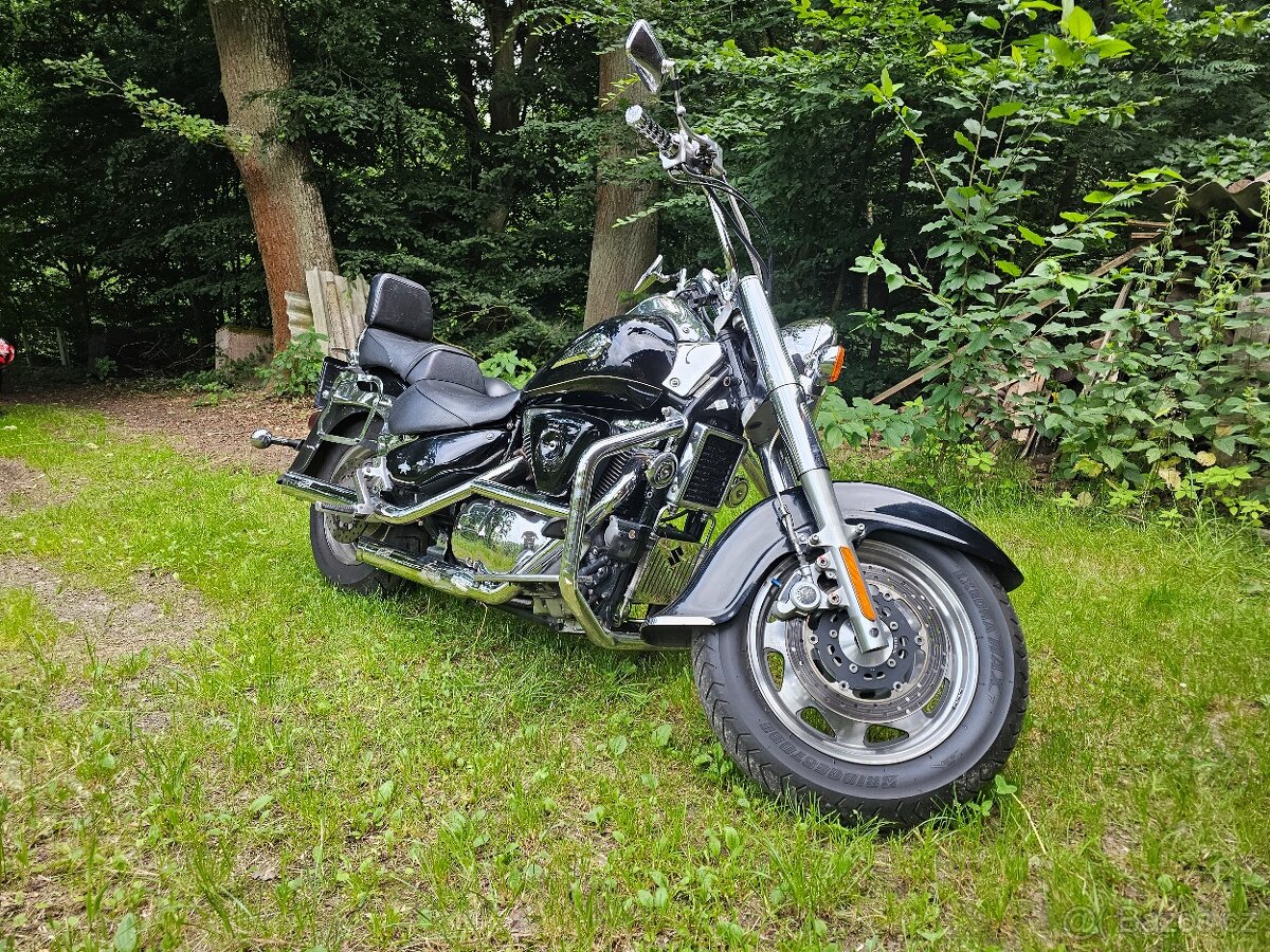 Suzuki Intruder 1500 VLC - 6