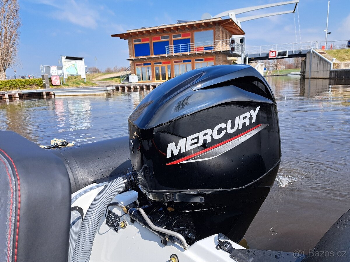 Člun ZODIAC OPEN 4.8 s lodním motorem MERCURY 60 HP - 6