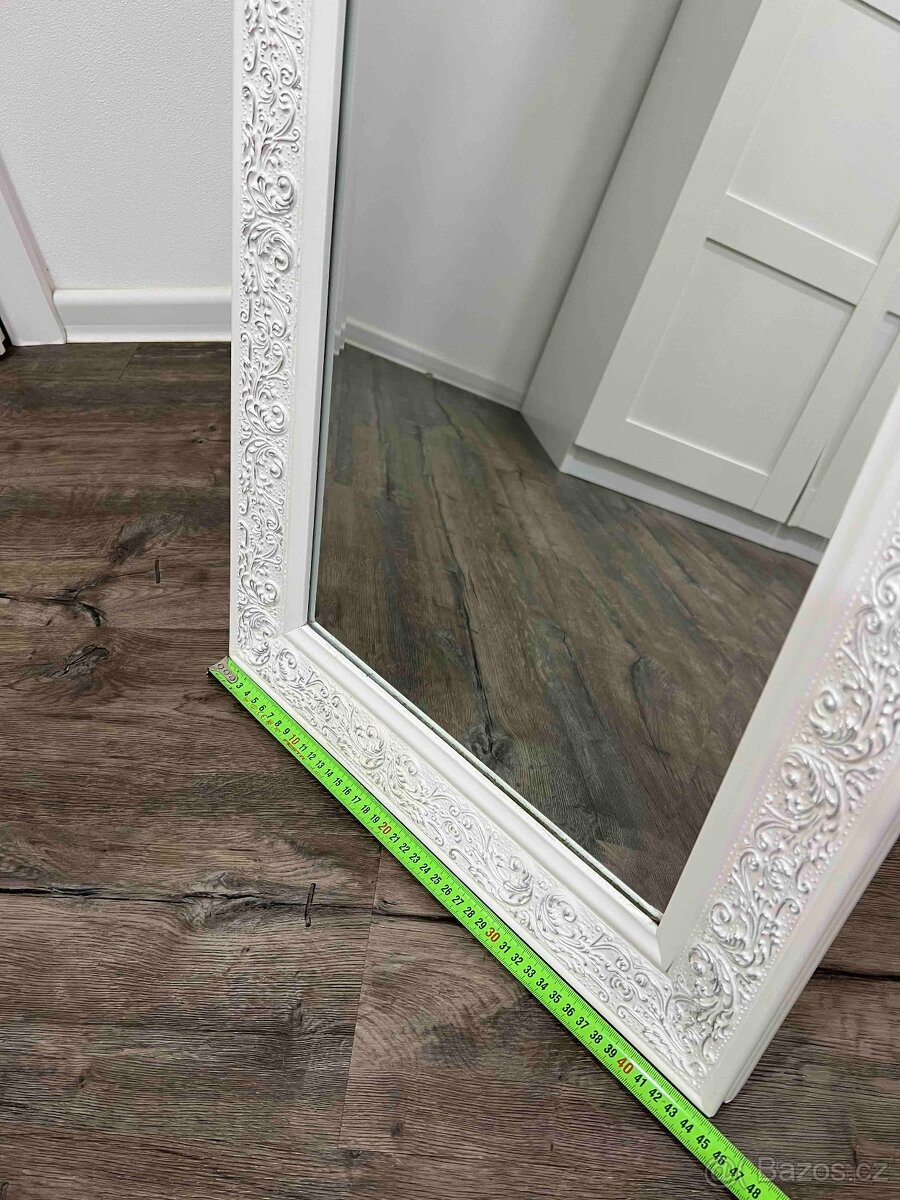 Stojací zrcadlo v ozdobném rámu 130x45 cm - 6