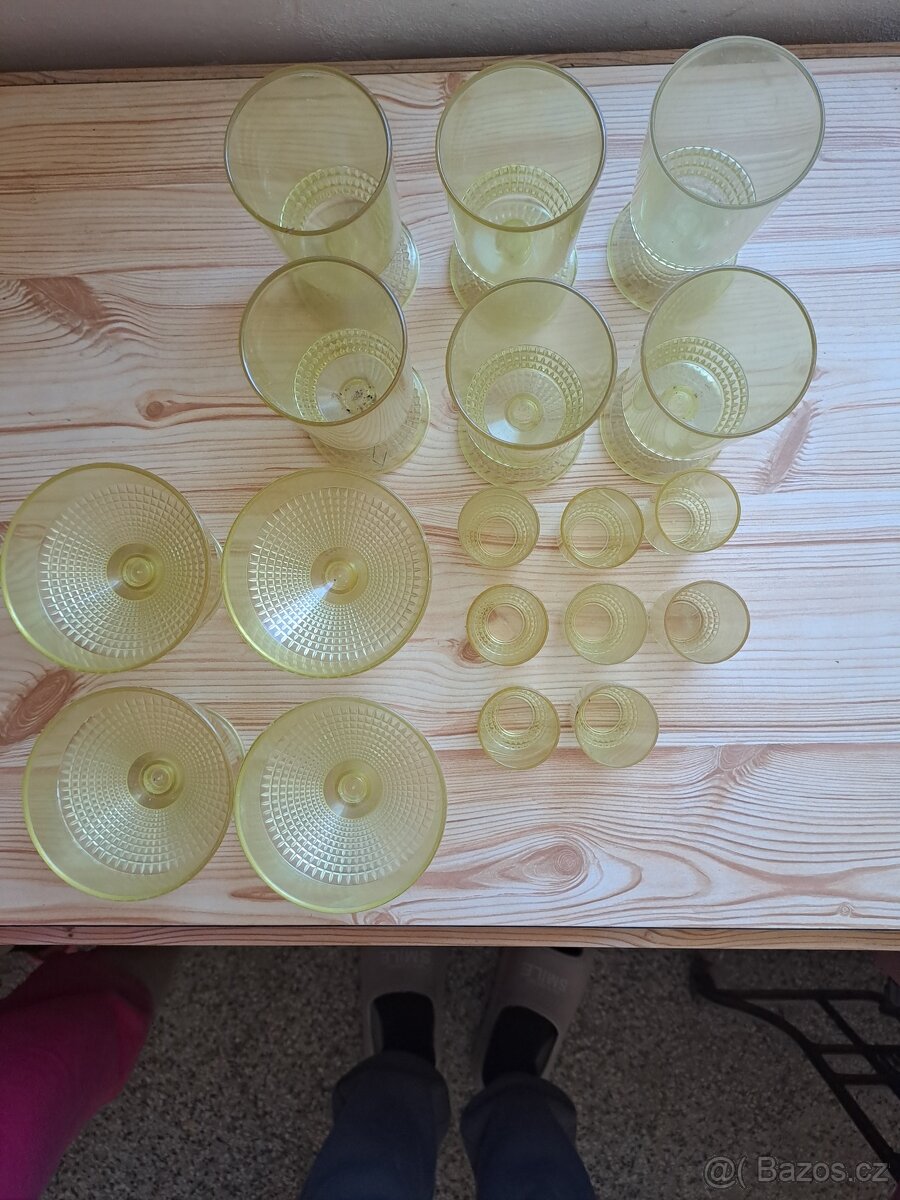 Hrnky, skleničky, rámy - 6