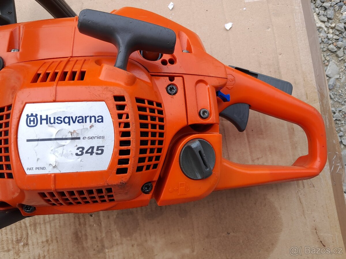 Husqvarna 345 motorova pila zaruce - 6