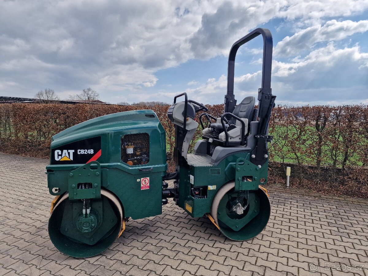 Caterpillar, CAT CB24B - 6