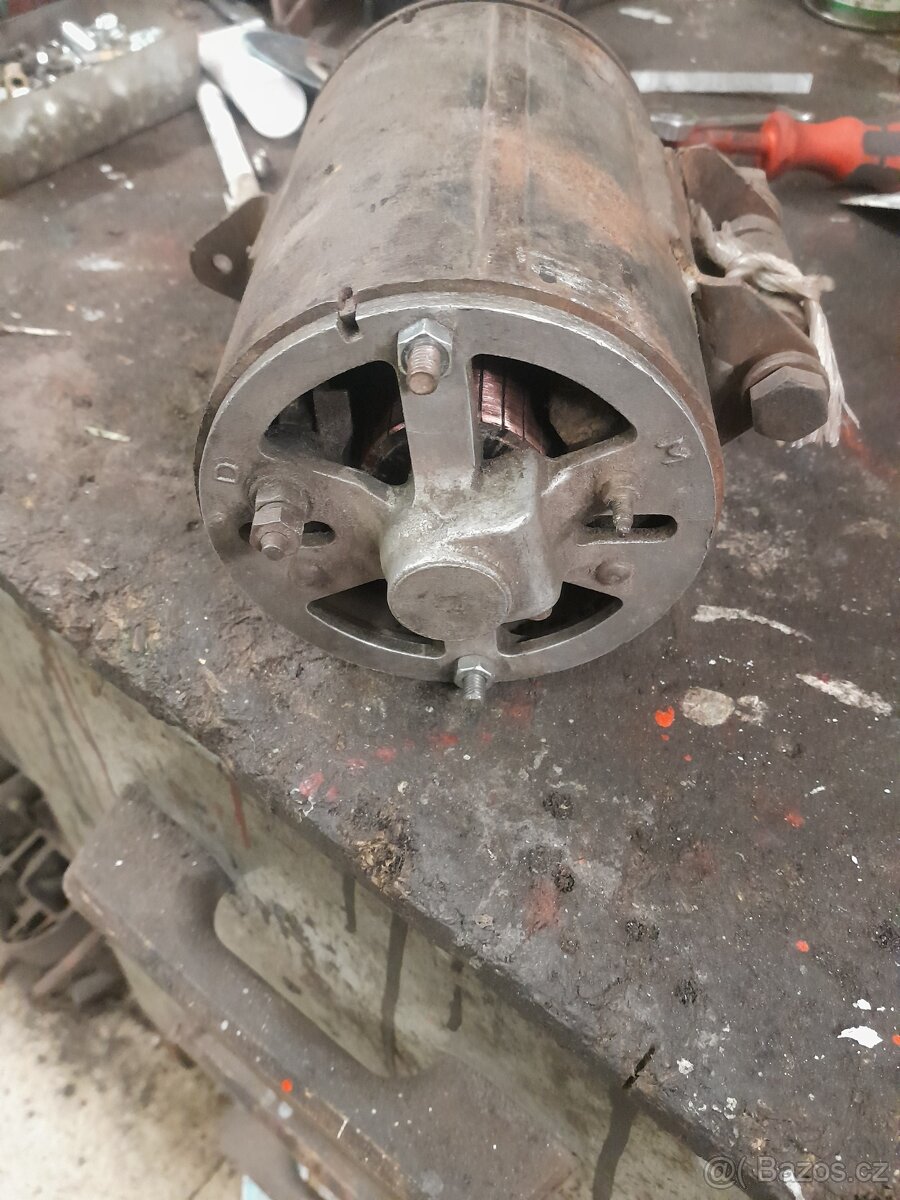 Renault 4 Dynamo 6V - 6