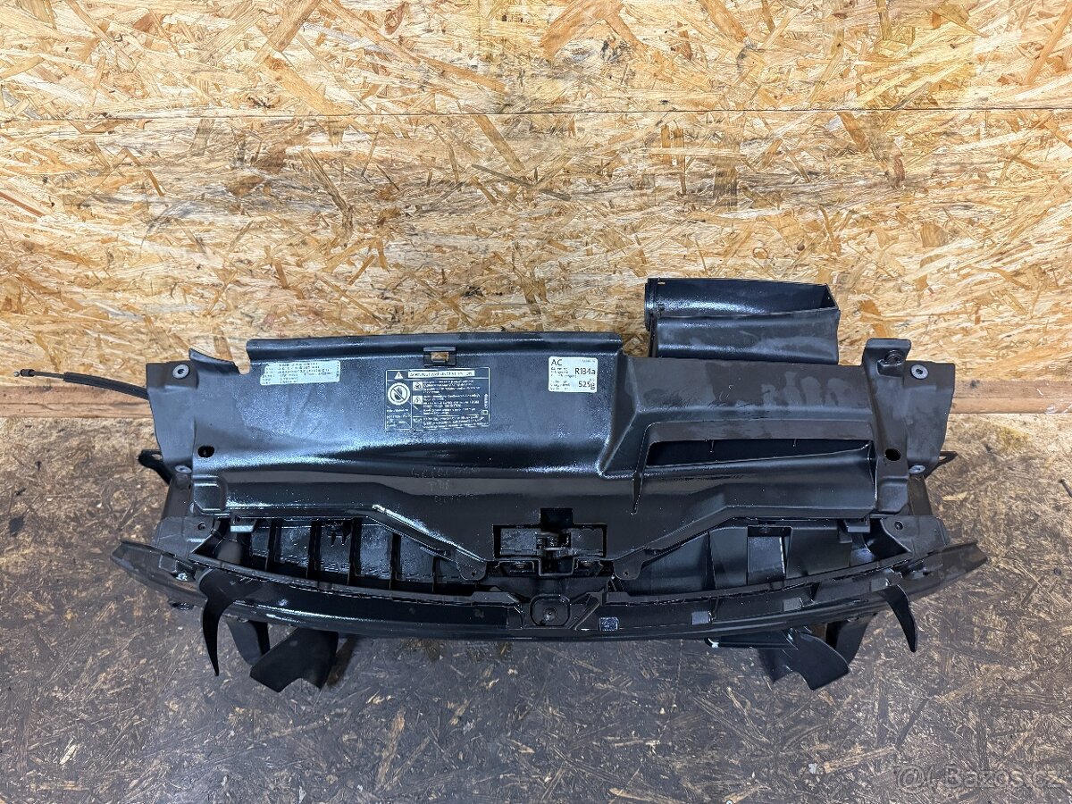 CHLADIČOVÁ STĚNA VW SCIROCCO 1K8 2.0 TDI 103KW - 6