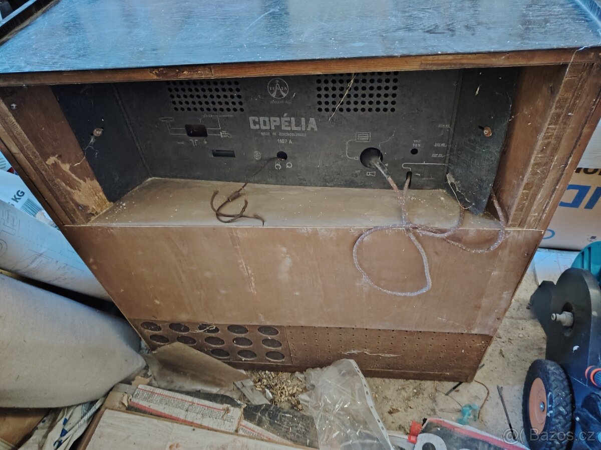 Historické gramorádio Tesla - 6