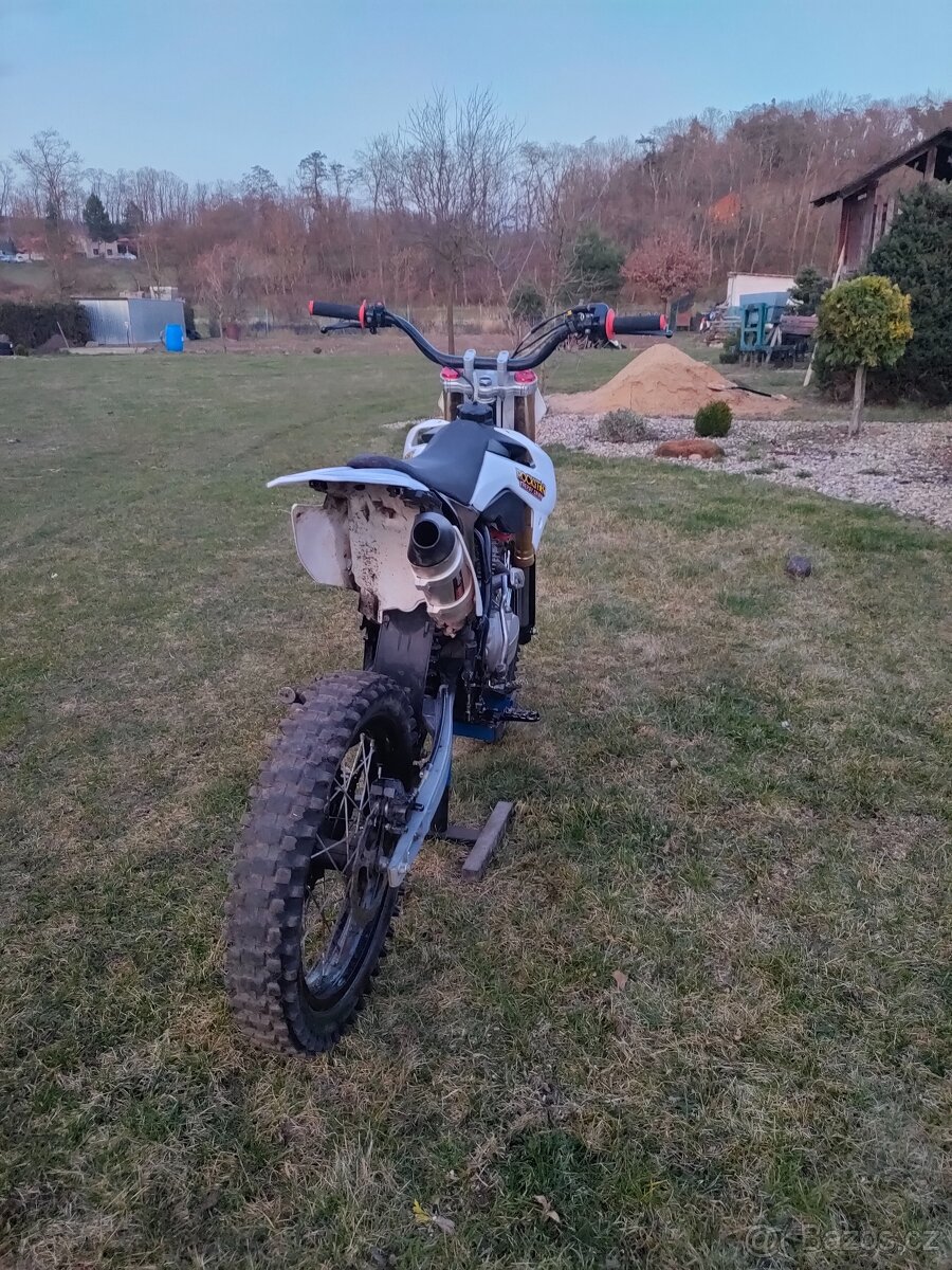 kroska Apollo Orion 250ccm - 6