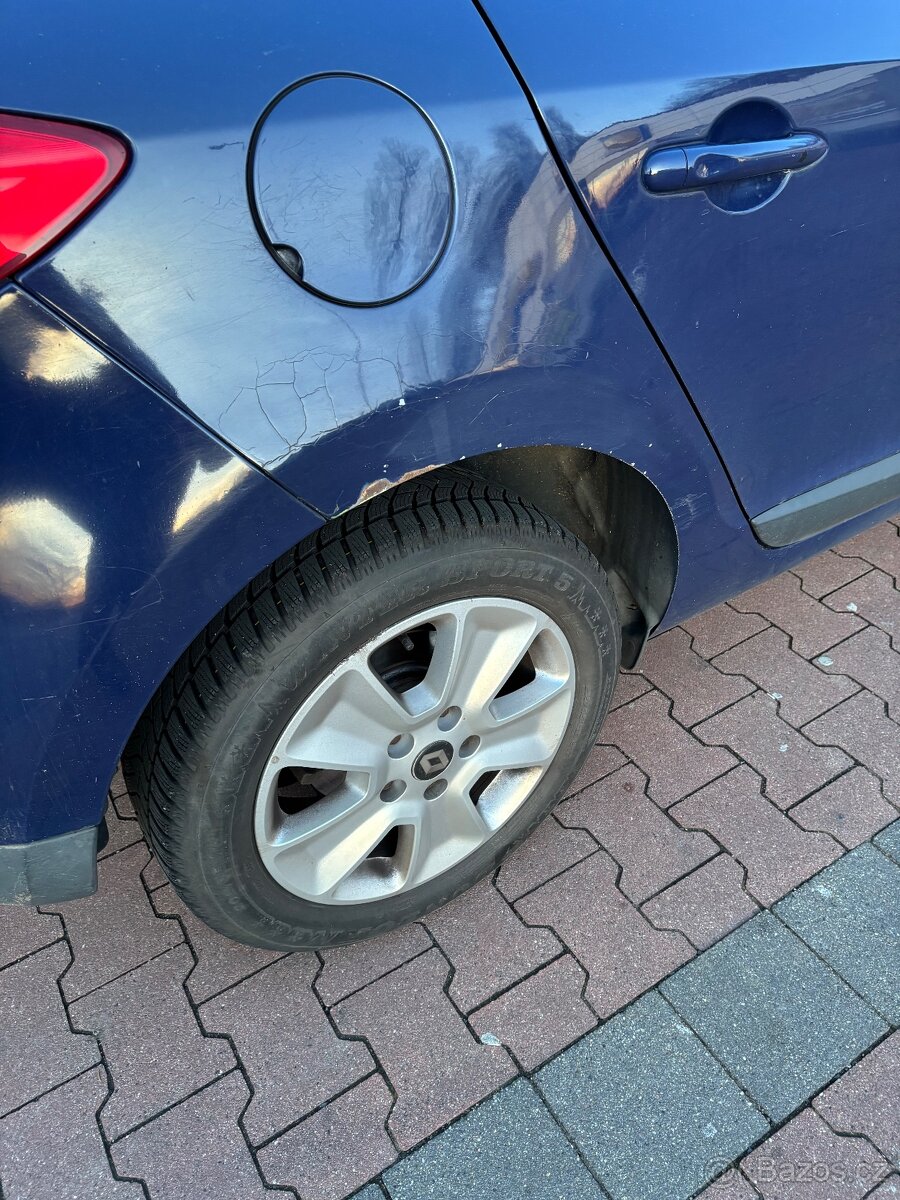 Renault Mégane 1.6-74KW - 6