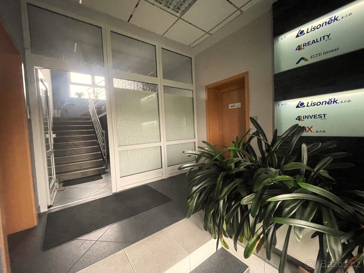 PRONÁJEM ZAŘÍZENÉ KANCELÁŘE UHERSKÝ BROD, STOLAŘSKÁ - 6