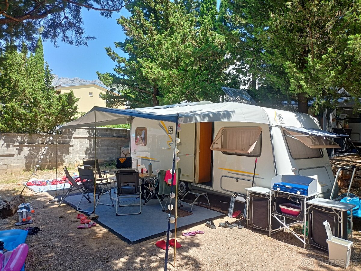 Obytný přívěs karavan Knaus Cheers 500 - 6