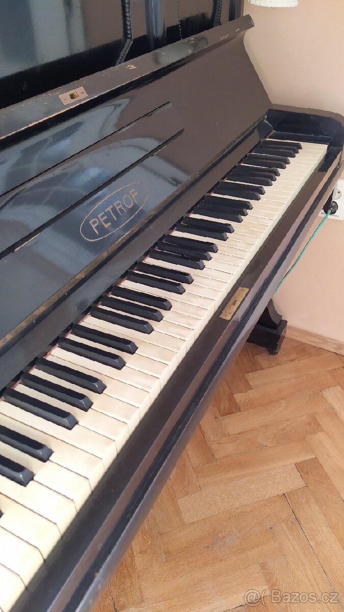 Pianino Petrof - 6