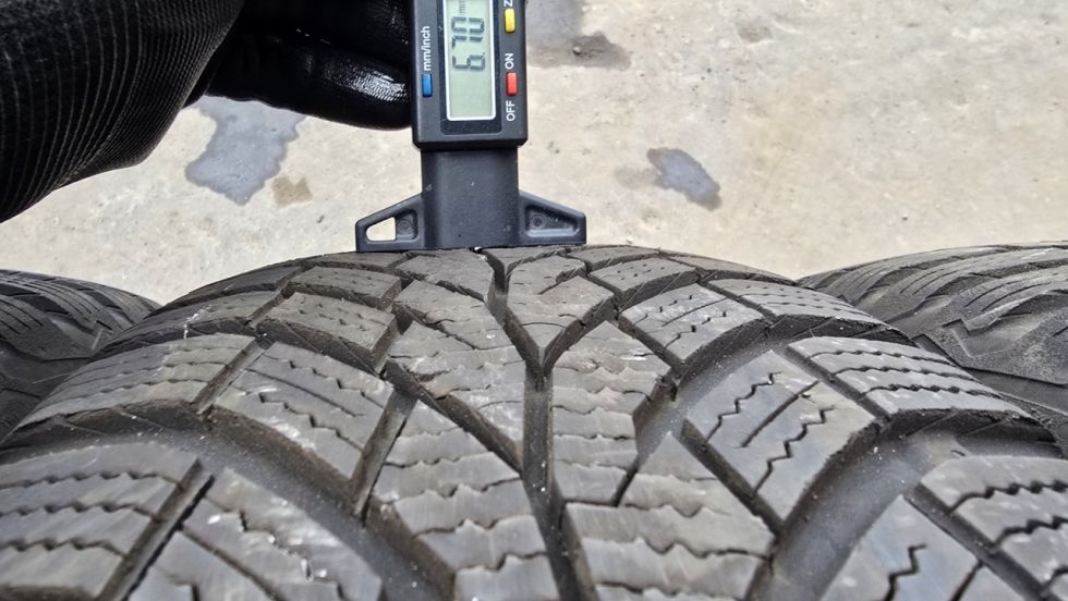 Zimní pneu 195/65/15 Continental - 6