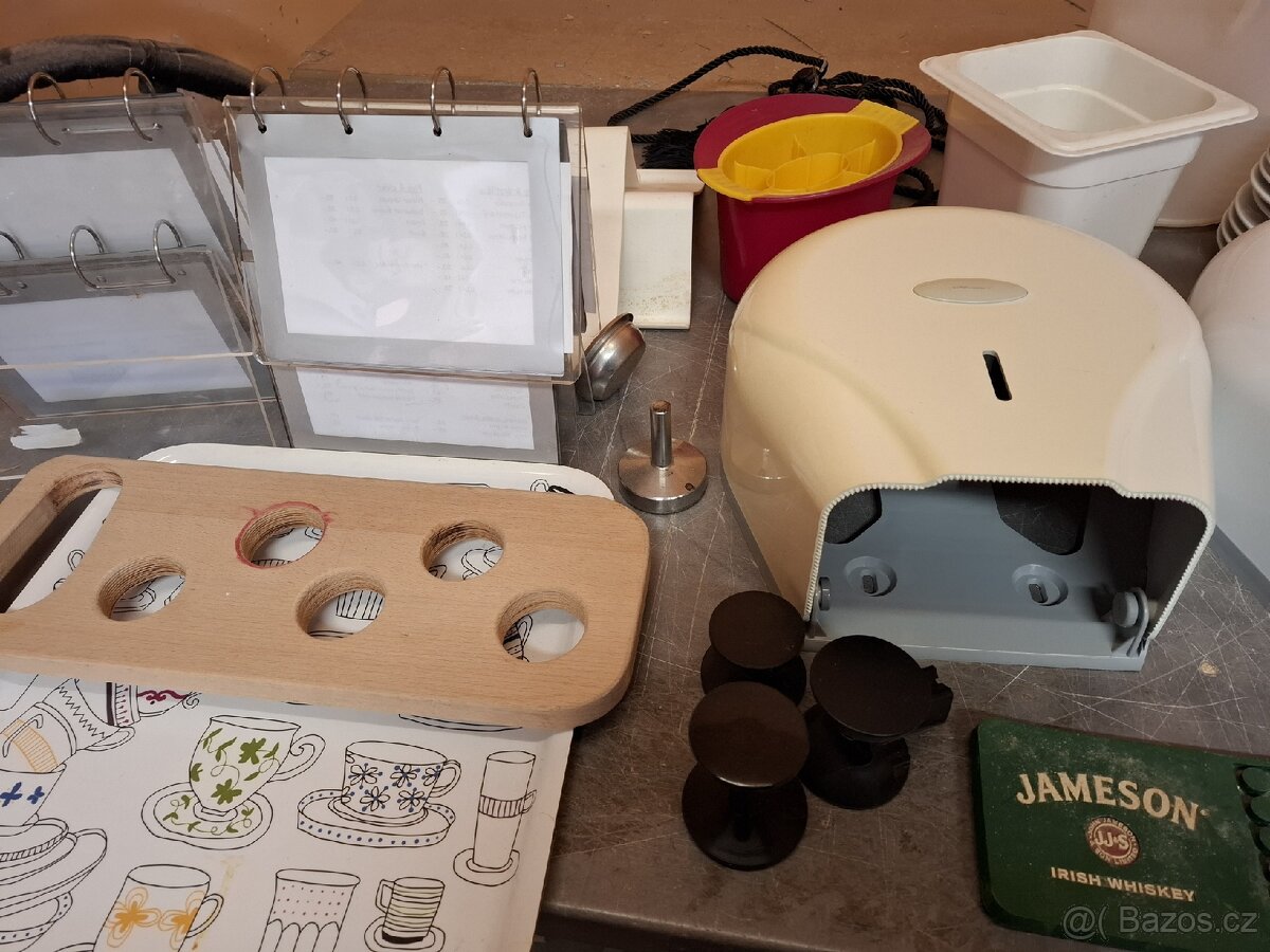 Směs gastro věci tork držáky ubrousky - 6