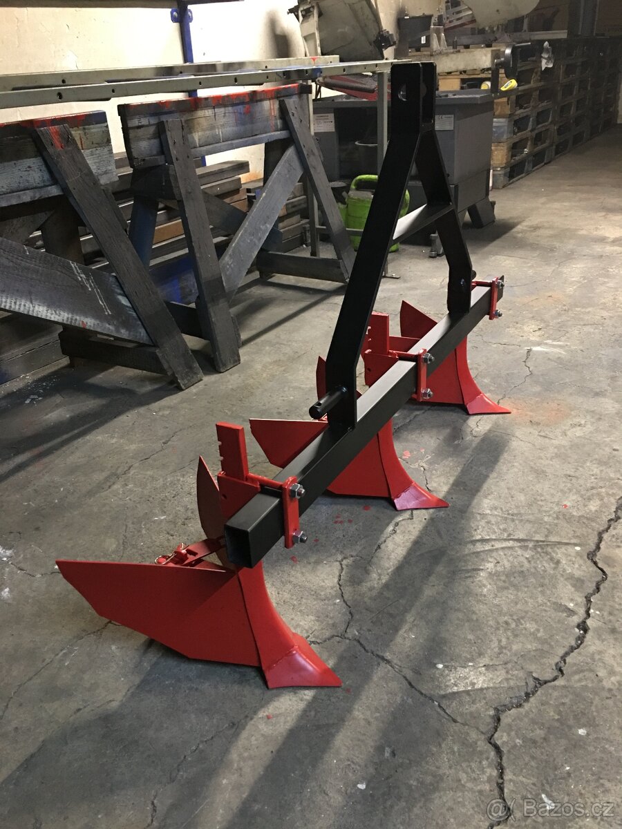 Malotraktor hrobkovací radličky - 6