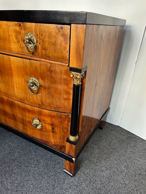 Komoda biedermeier hezký model. - 6