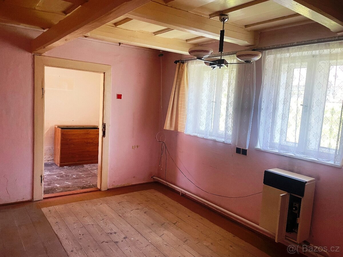 Rod. dům 2+1 UHERSKÝ BROD - ÚJEZDEC - 6