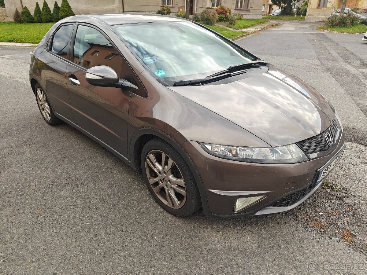 Honda Civic 1.8 i-VTEC Tourer Sport - 6