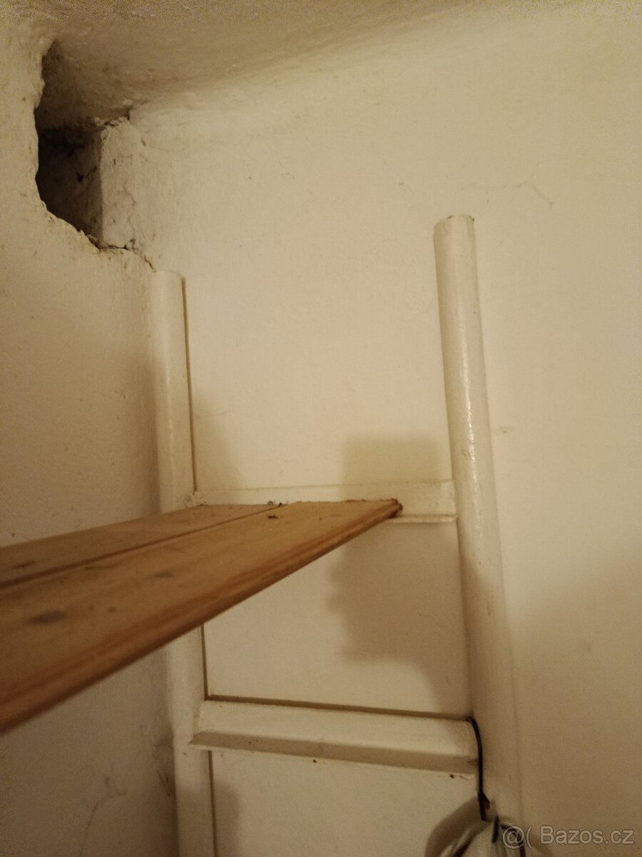 Regál do spíže - 6