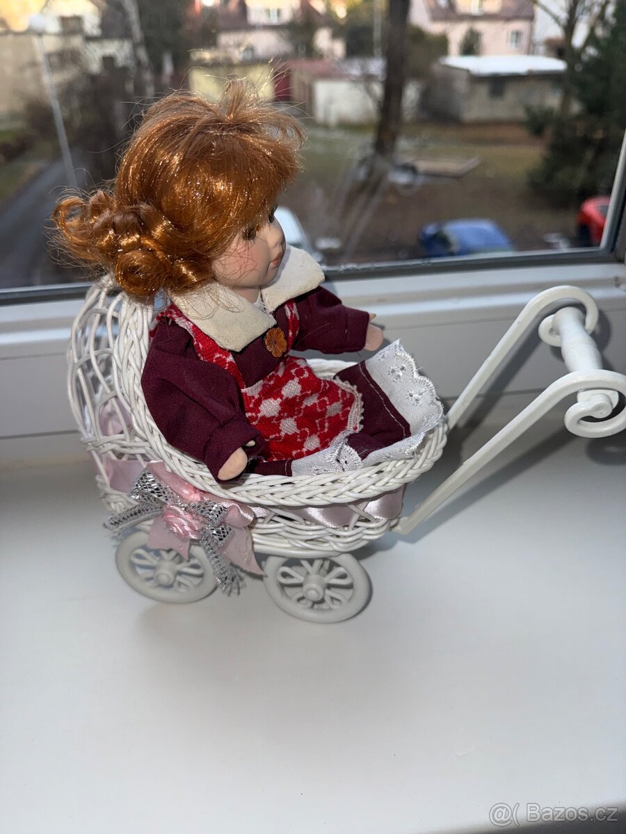 Kočárek s panenkou - 6