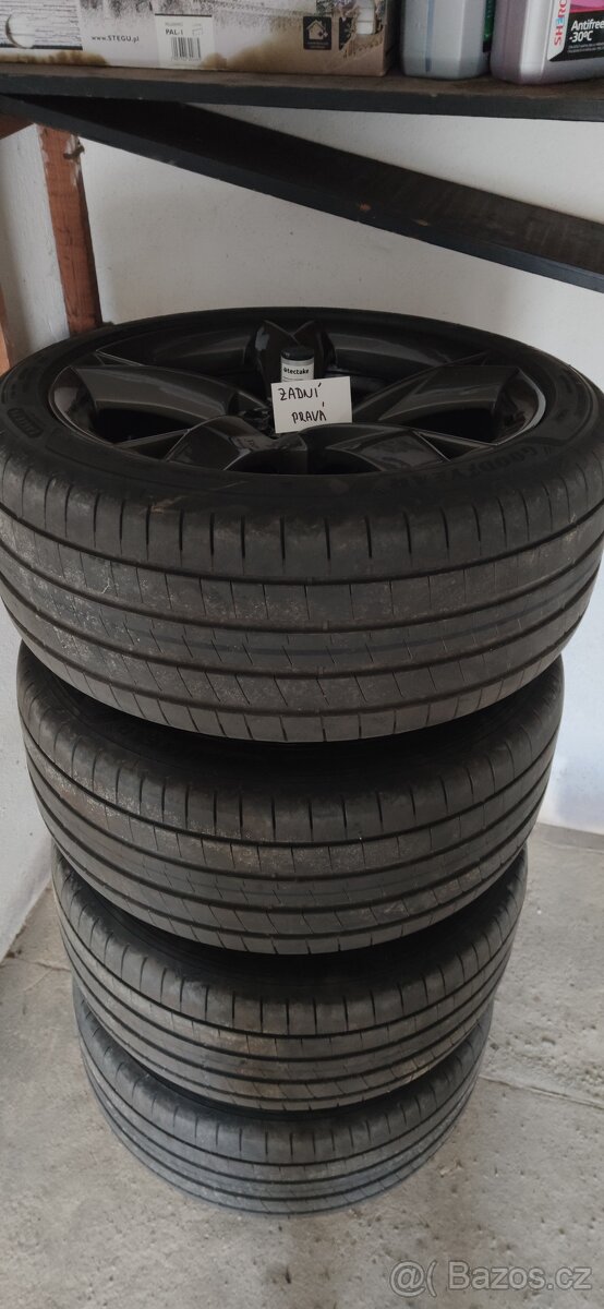 Audi alu kola 255/40 R19 ET 32 - 6