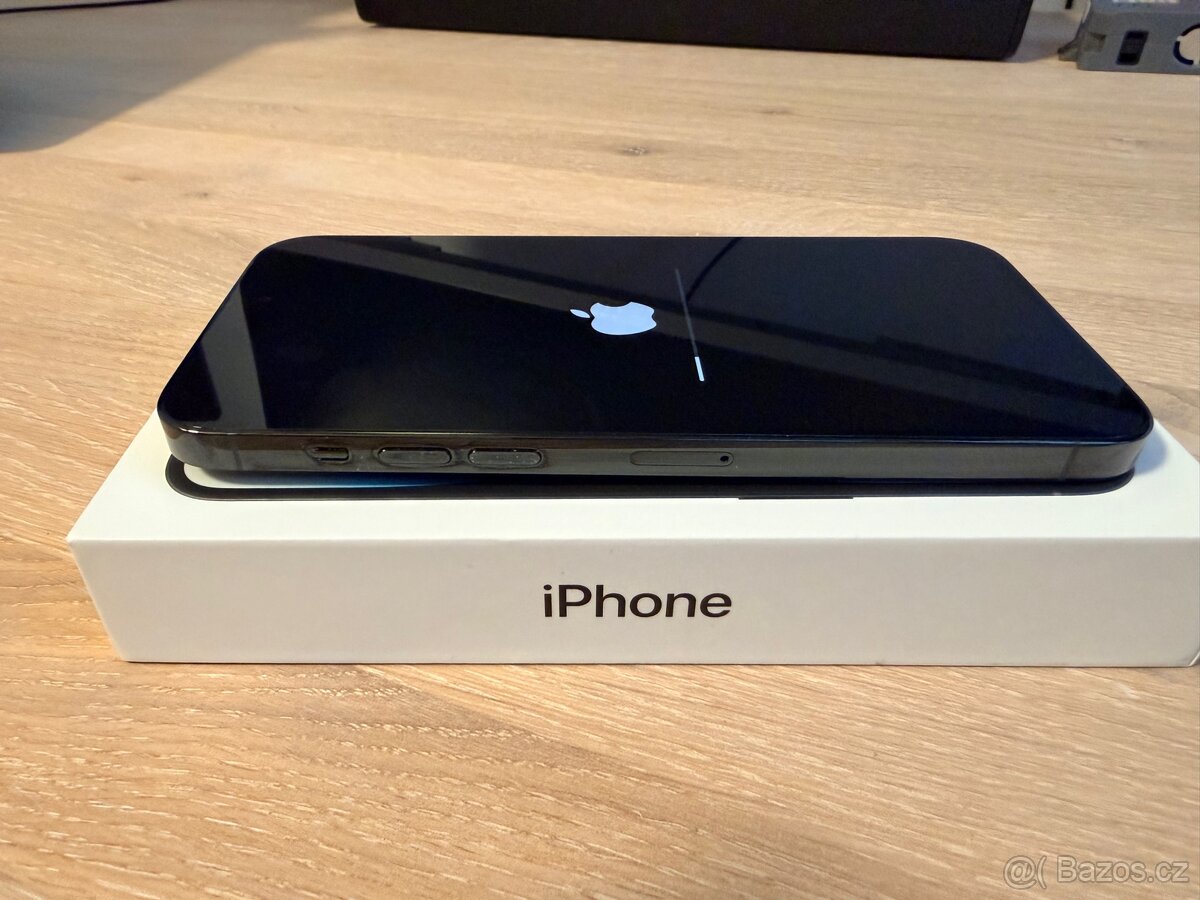 iPhone 14 Pro Max 256 GB vesmírně černý - 6