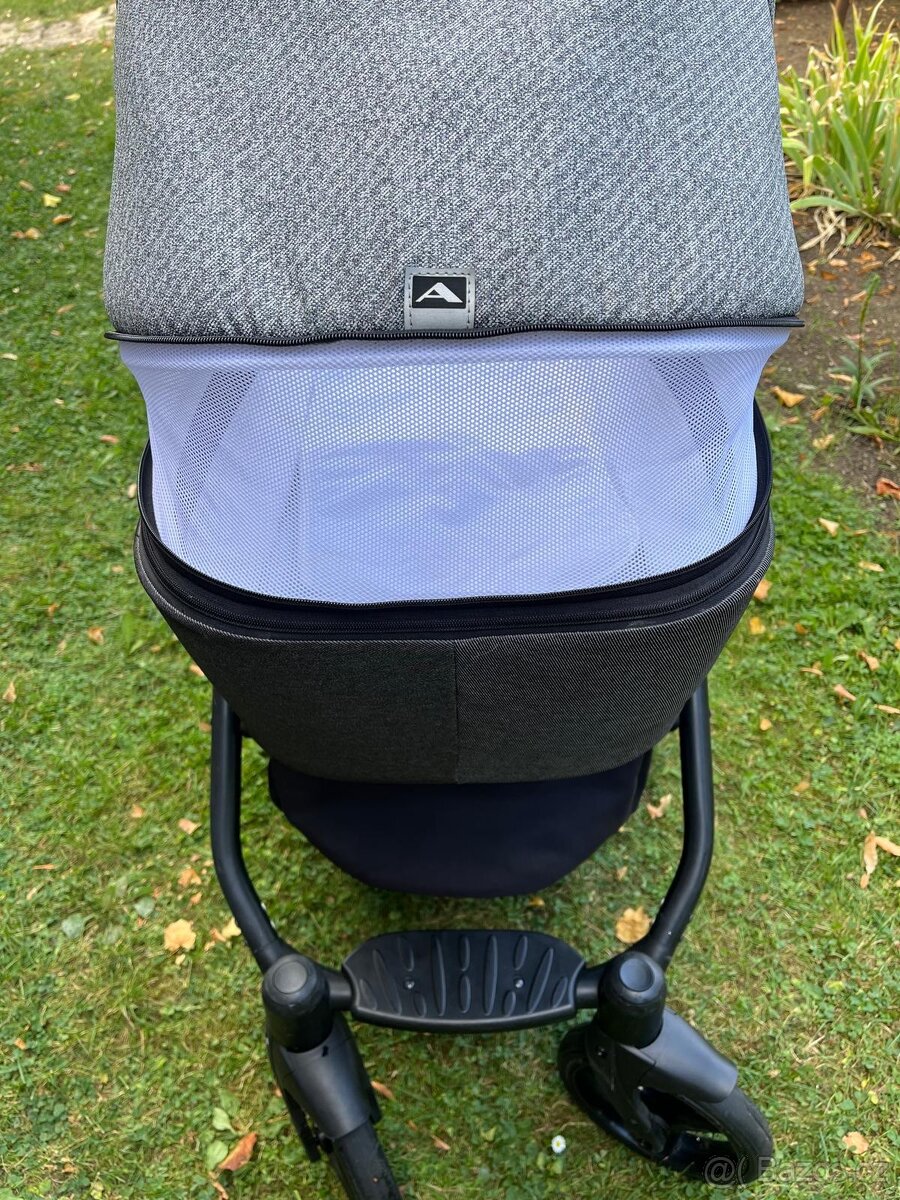 Kočárek Adamex Reggio - 6