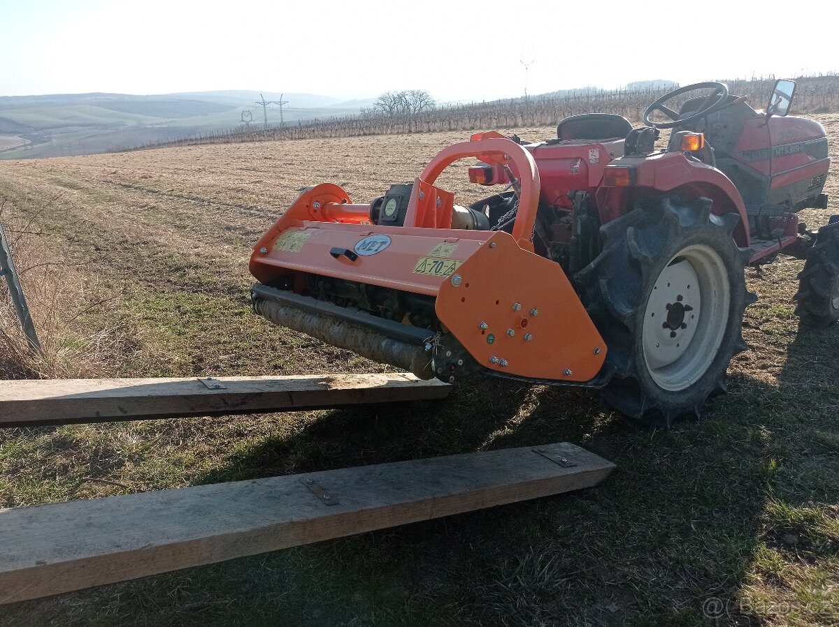 Práce s malotraktorem mulčování - 6