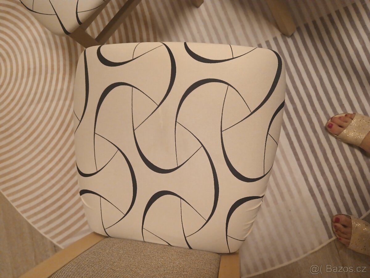 Nabízím k prodeji úžasné jídelní židle čtyři kusy - 6