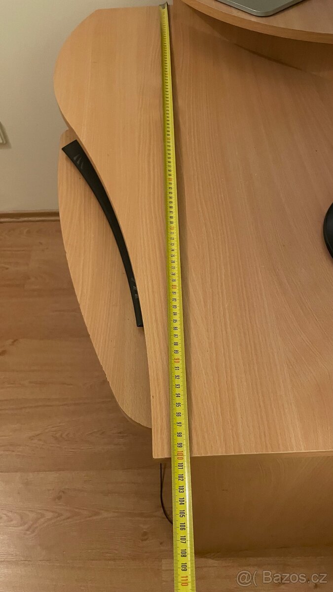 Pc stůl - 6