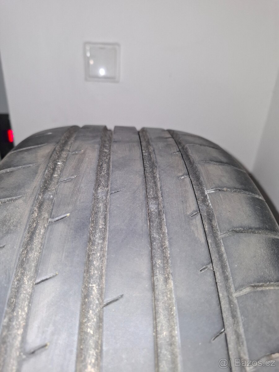 215/45r18 89w Toyo - 6