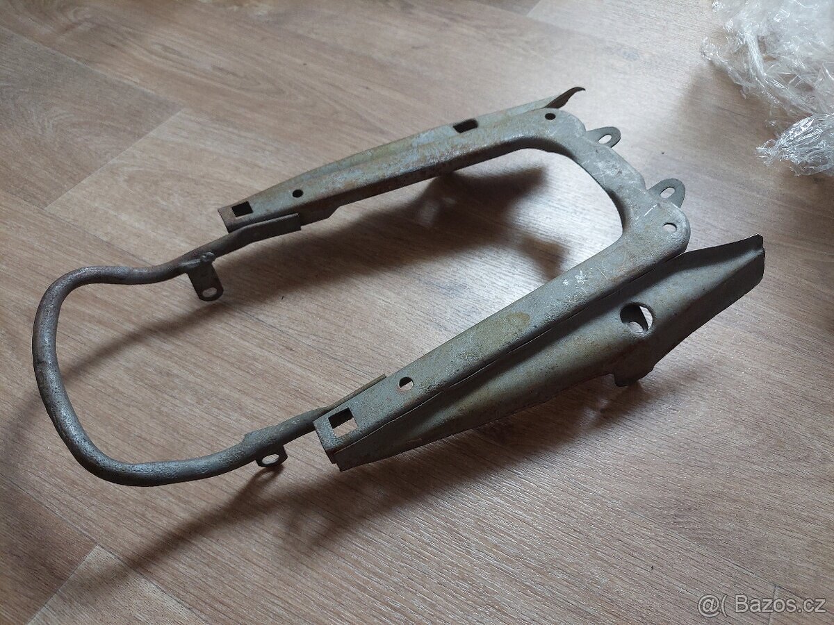 Jawa kyvacka - podsedlovy ramecek s madlem - 6