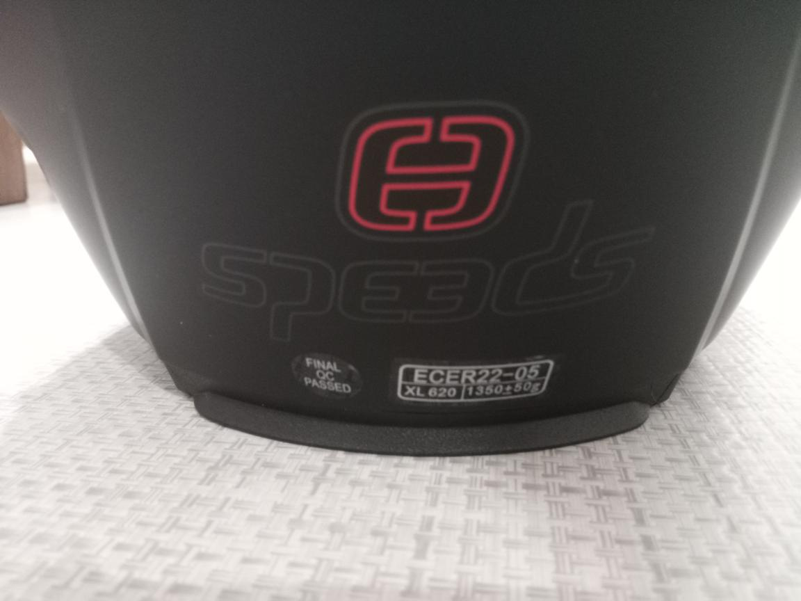 Nová helma Speeds City II - velikost XL - 6