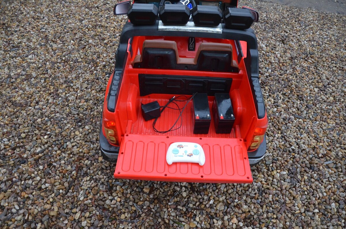 Prodam dětské elektrické autíčko - 6