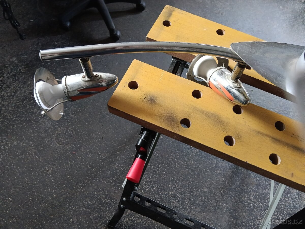 Velký lustr do obývacího pokoje s žárovkami. - 6