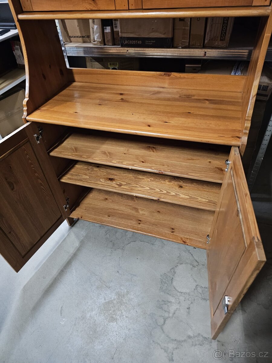 VITRÍNA - PŘÍBORNÍK IKEA LEKSVIK - 6