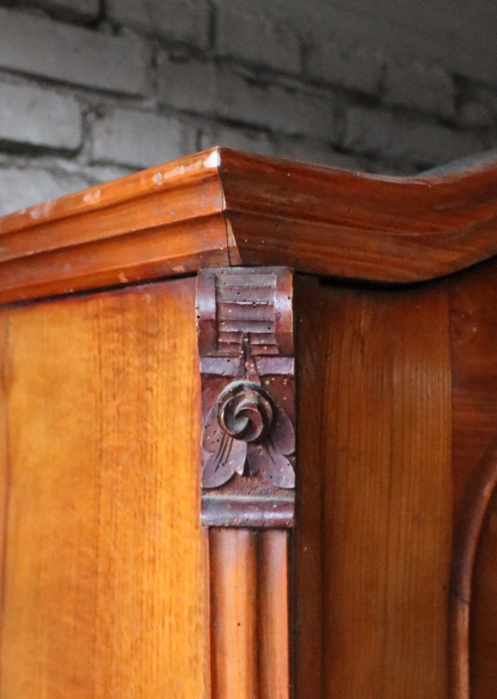 Skříň / historismus / altdeutsch - 6