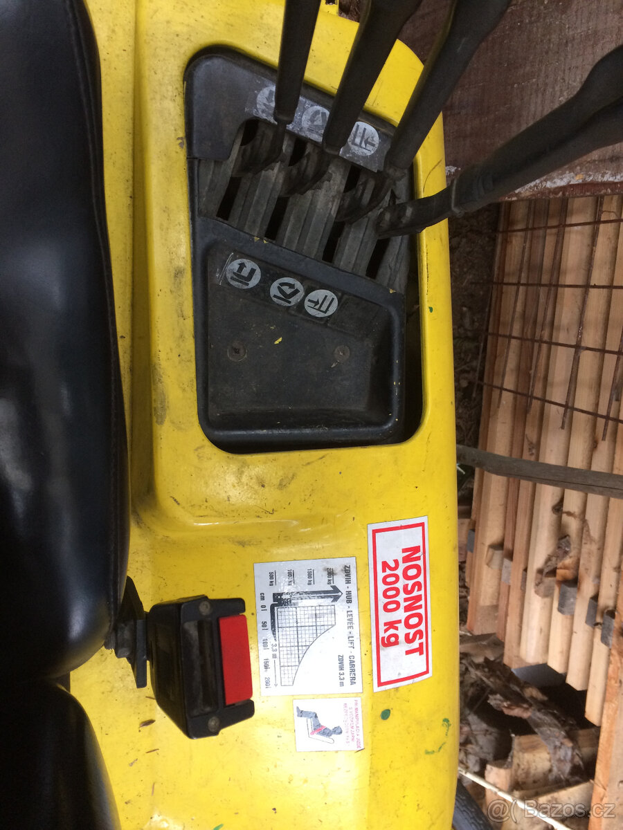 Vysokozdvižný vozík Hyster, LPG, 2t, dobrý stav - 6