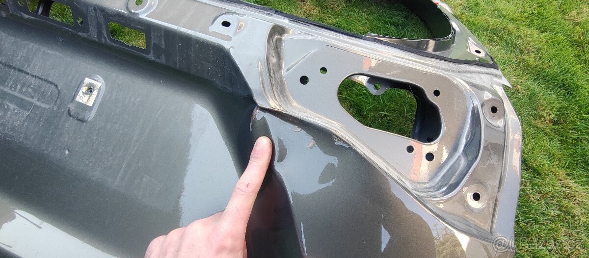 Toyota Yaris Cross 2021 - zadni kapota kufr dvere - 6