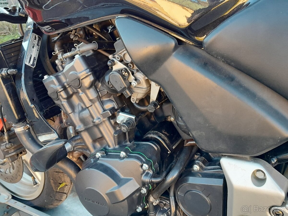 Honda CBF 600 N 2005, rozprodám po dílech - 6