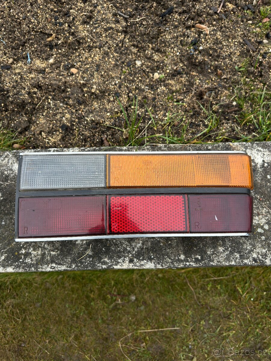 Audi 100 C2 - zadní světla - Hella - 6