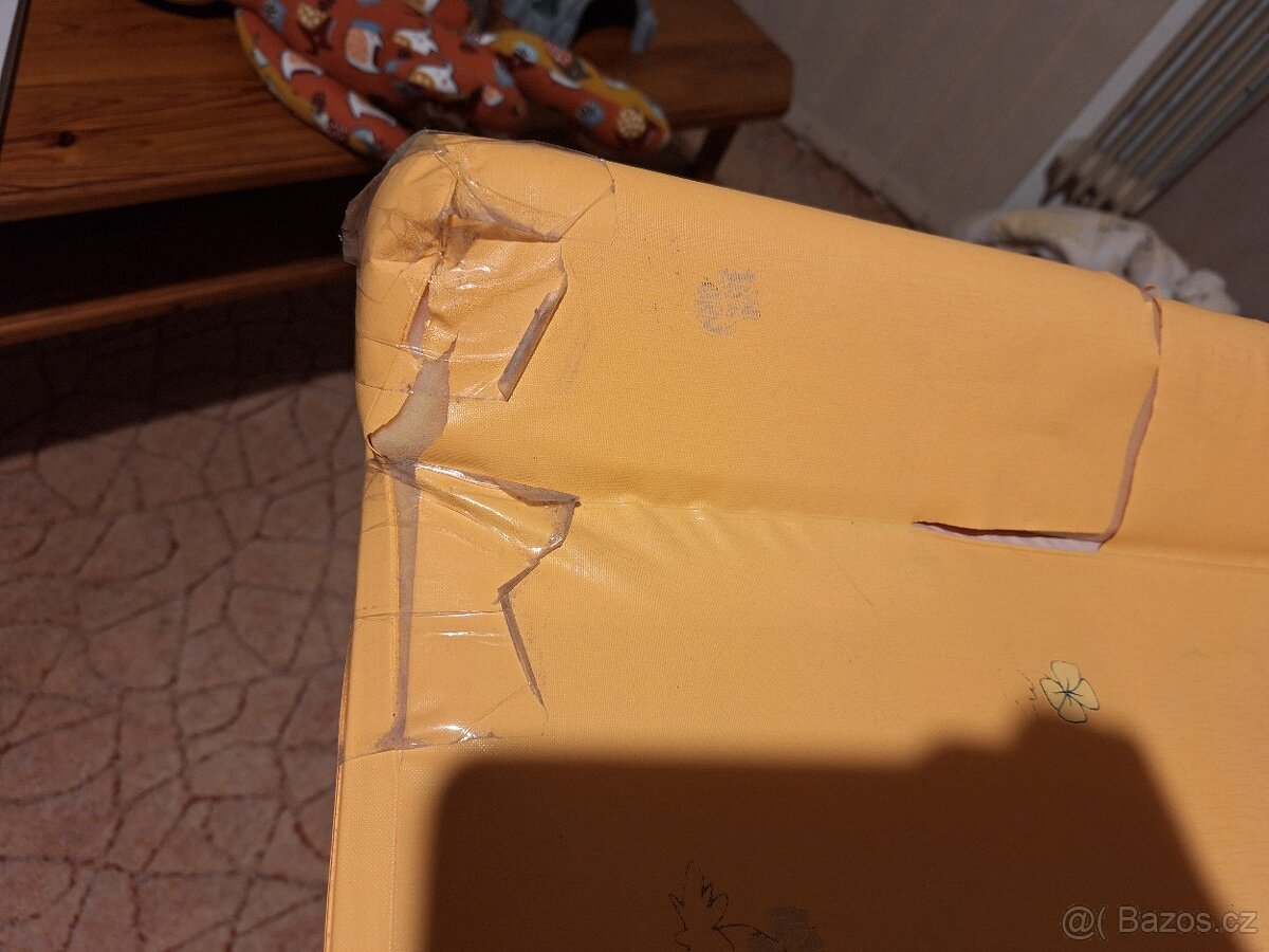 Přebalovací pult - 6