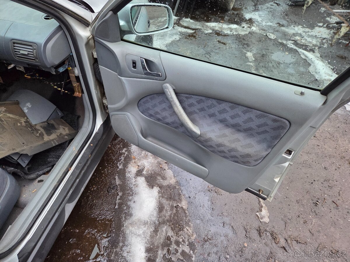 Wolcvagen Sharan 2001 1.9 - 6